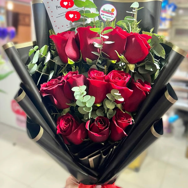 Ramo Escala 12 Rosas Rojas y Eucalipto