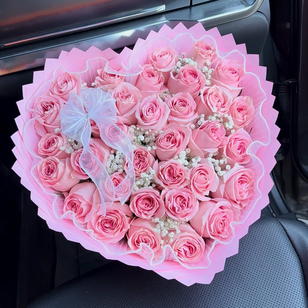 Ramo 35 Rosas(Rosadas) + Gipsolias