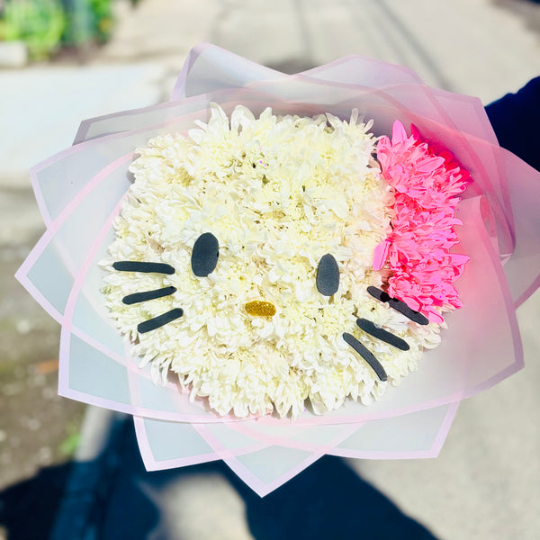 Ramo Hello Kitty Floral | Crisantemos Blancos y Lazo Rosa