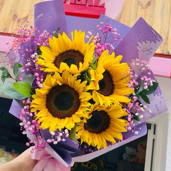 Ramo 4 Girasoles + Gipsus